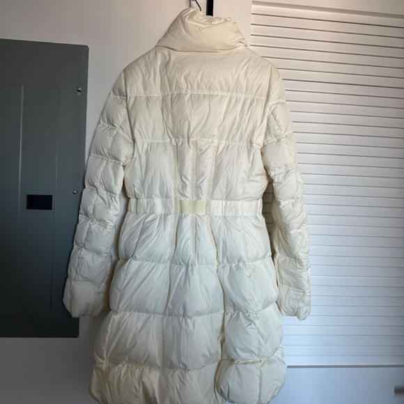 Moncler - Accenteur Belted Puffer Coat - Picture 4 of 11